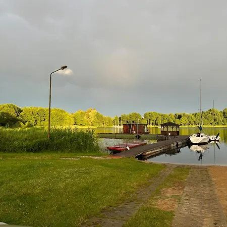 Na Wodzie - Houseboat